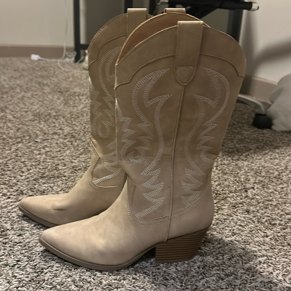 Cow boy boots